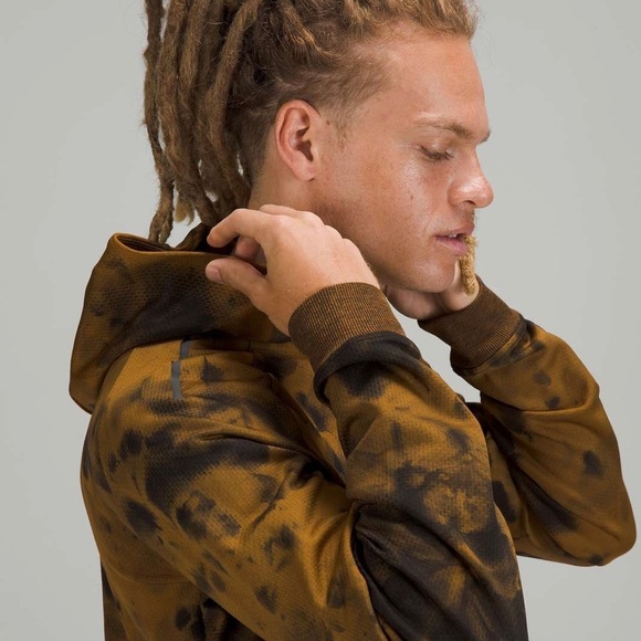 Lululemon Textured‎ Tech Hoodie, Diamond Dye Gold Spice Black - Picture 9 of 9